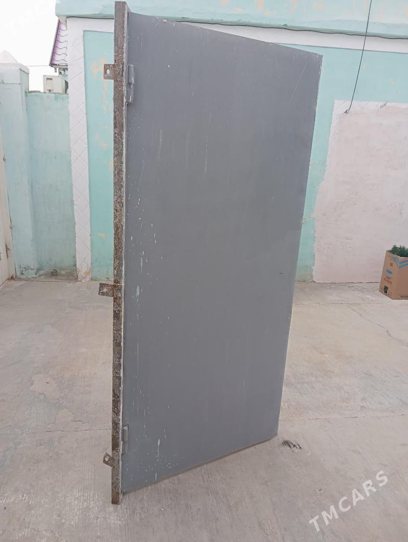 Demir gapy. - Balkanabat - img 1