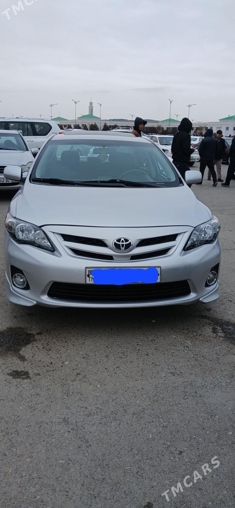 Toyota Corolla 2012 - 200 000 TMT - Дашогуз - img 1
