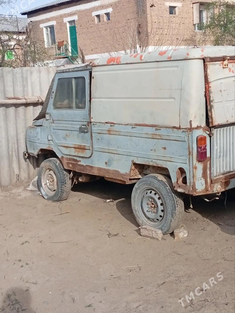 UAZ 469 1999 - 2 500 TMT - Саят - img 1