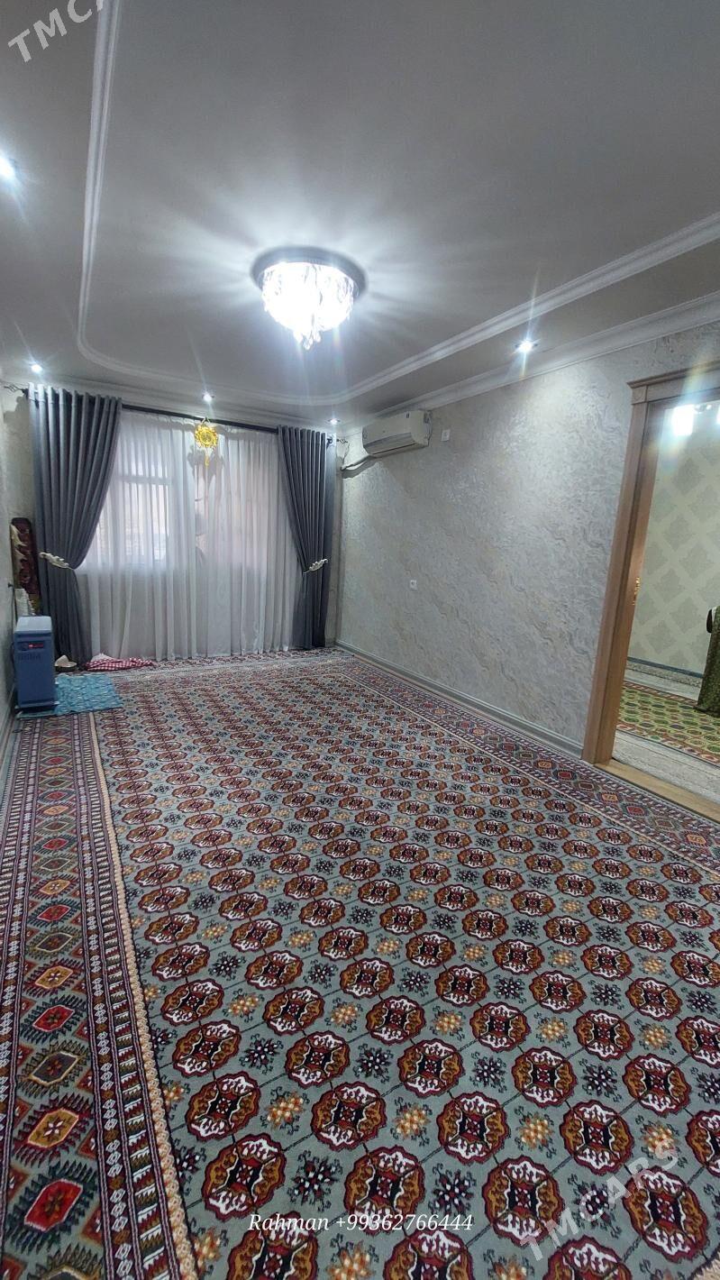 (3065)-HITROWKA 2-KOMNAT 2-ETAJ PANELKA - Хитровка - img 1