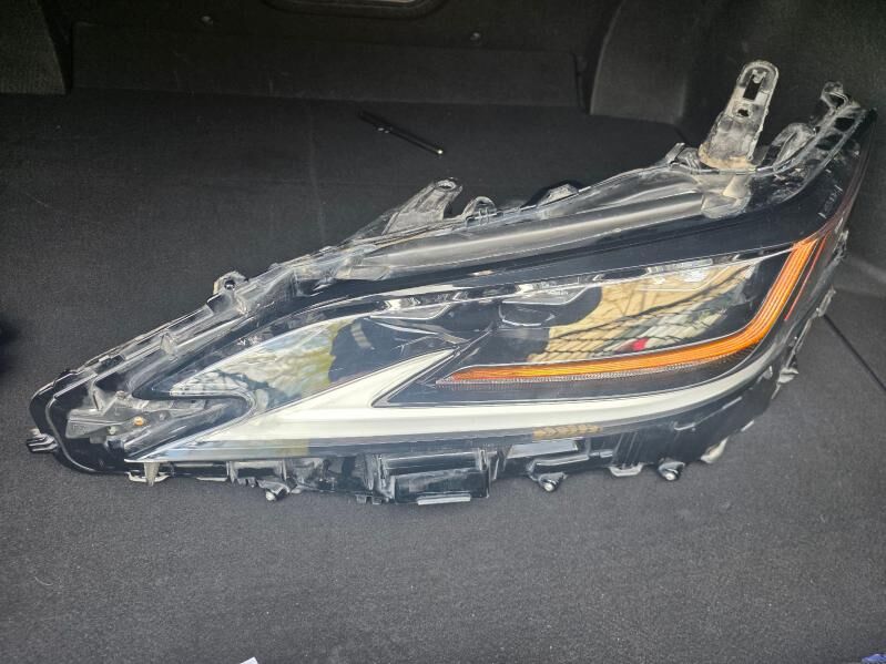 Lexus Es 2021 Fara Çep tarap 8 000 TMT - Ашхабад - img 1