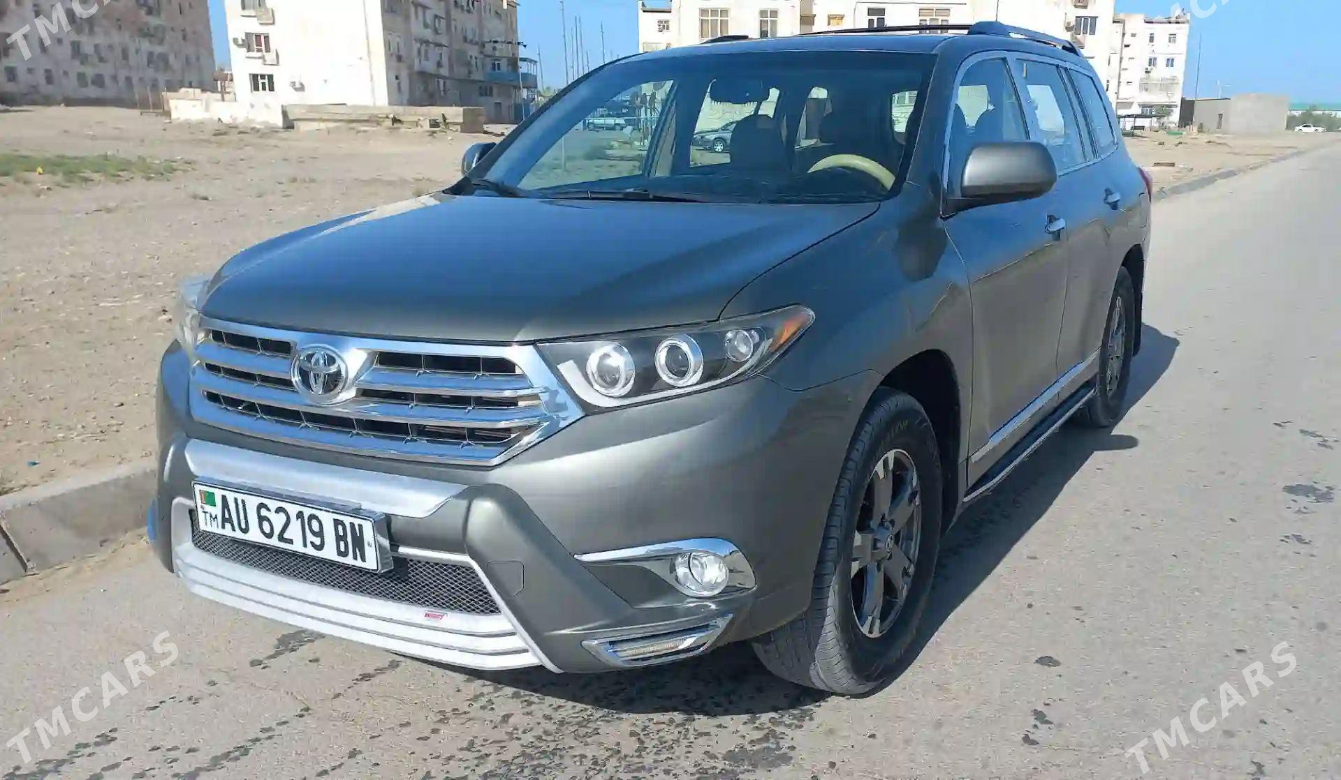 Toyota Highlander 2011 - 430 000 TMT - Hazar - img 1