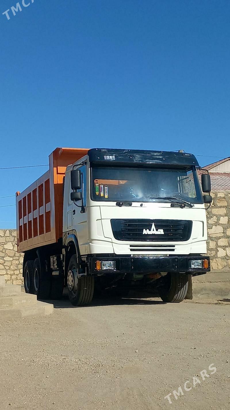 Howo Sinotruk 2009 - 350 000 TMT - Gumdag - img 1