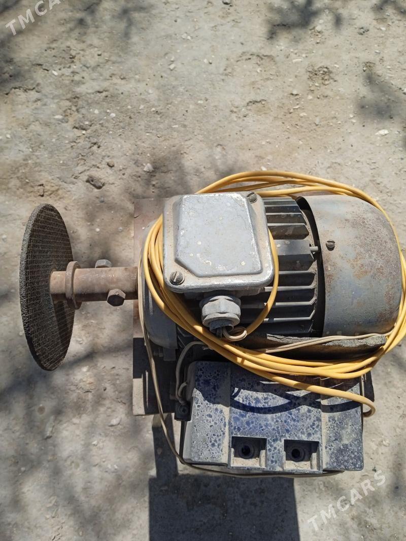 dwifatel - Балканабат - img 1