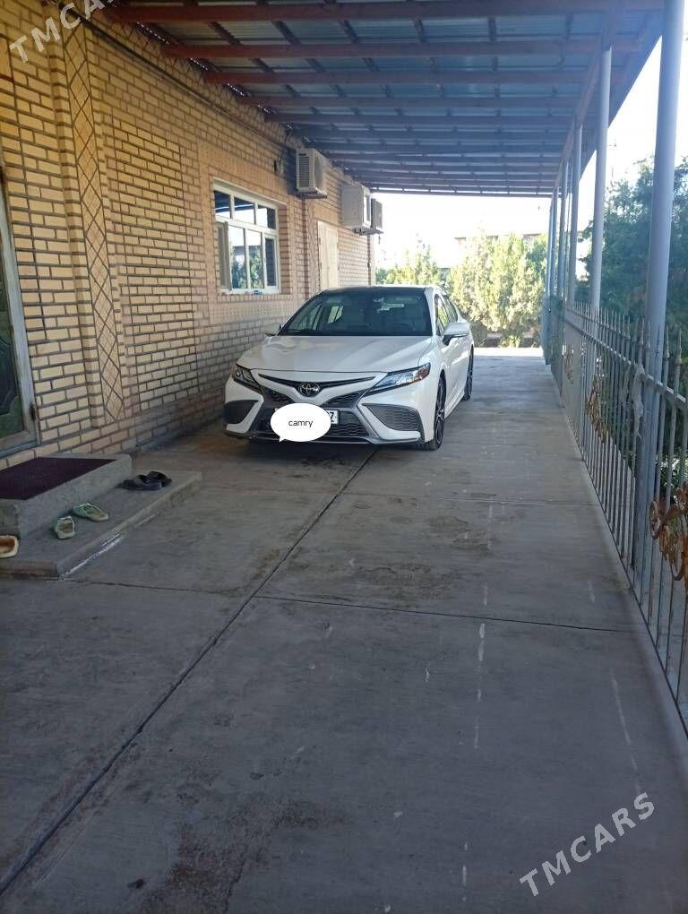 Toyota Camry 2021 - 370 000 TMT - Гороглы (Тагта) - img 1