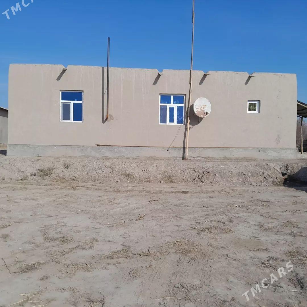 Jay - Türkmenbaşy etr. - img 1