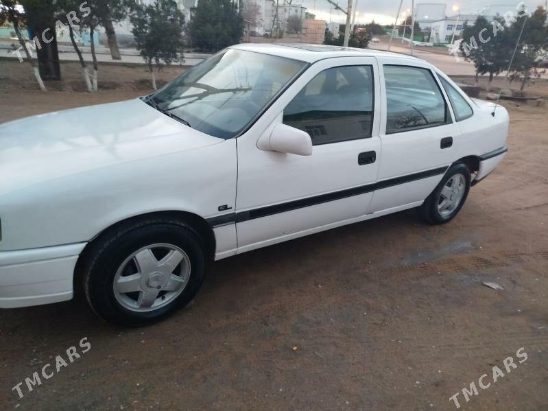 Opel Vectra 1992 - 35 000 TMT - Туркменбаши - img 1