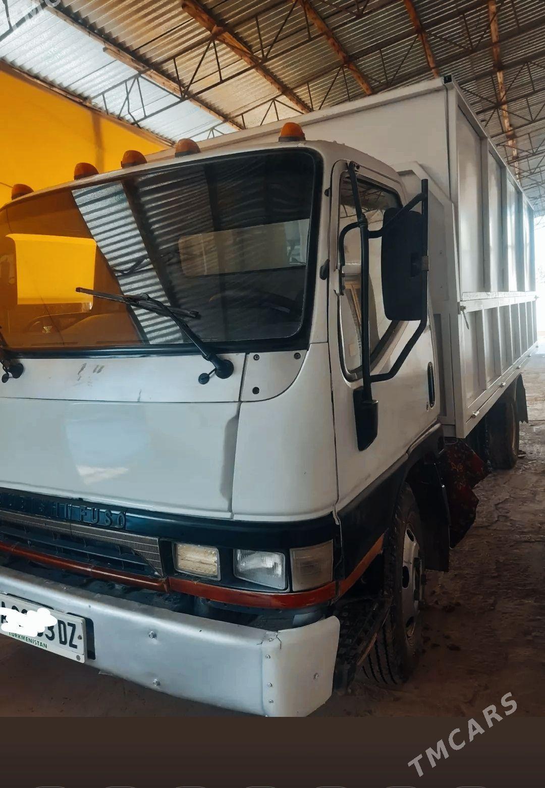 Mitsubishi Canter 2002 - 240 000 TMT - Кёнеургенч - img 1