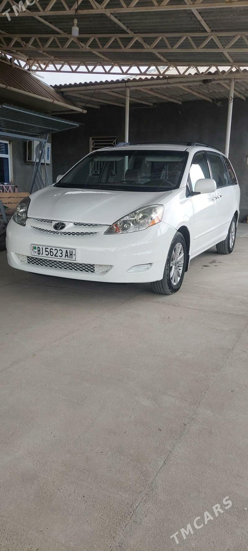 Toyota Sienna 2007 - 221 000 TMT - Kaka - img 1