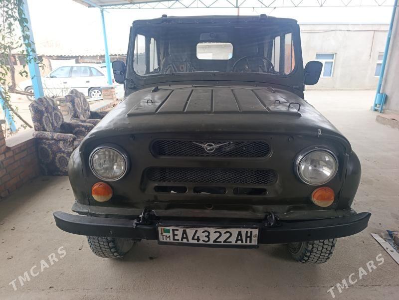 UAZ 469 1980 - 32 000 TMT - Bäherden - img 1