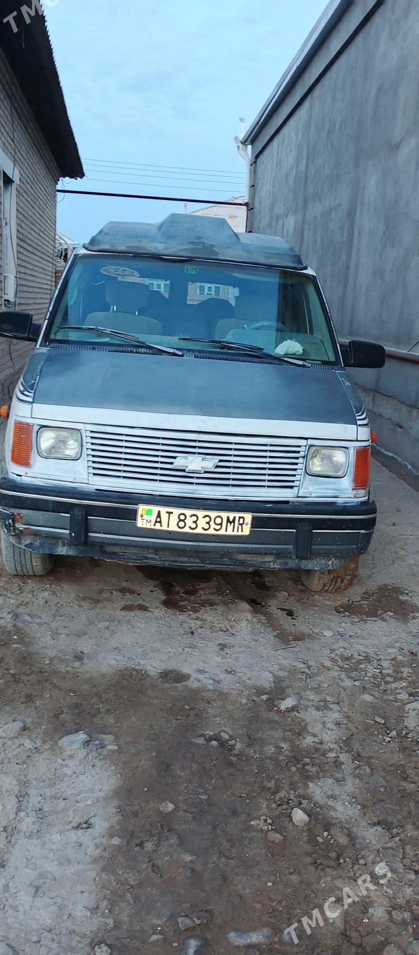 Chevrolet Astro 1992 - 50 000 TMT - Байрамали - img 1