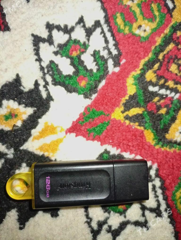 Fleska 128gb - Туркменбаши - img 1