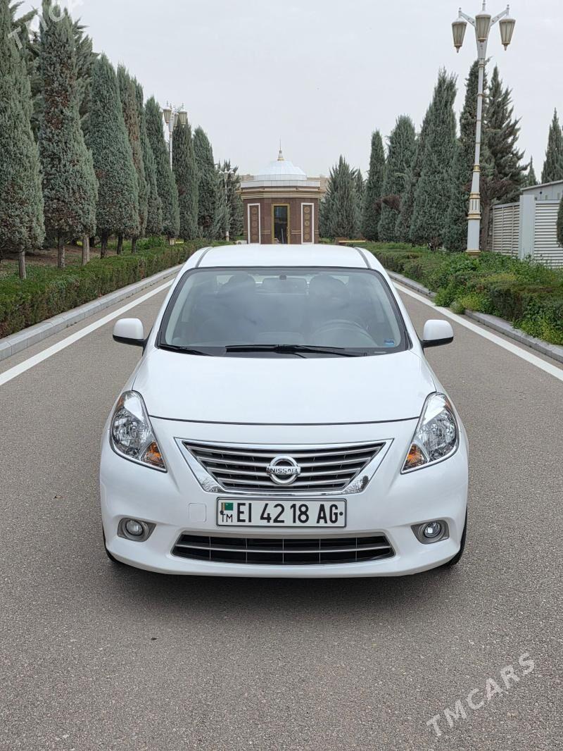 Nissan Versa 2013 - 125 000 TMT - Ашхабад - img 1