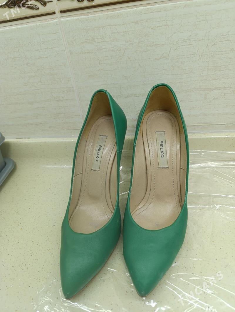 каблуки туфли - Sowetskiý köç. (Garaşsyzlyk şaýoly) - img 1