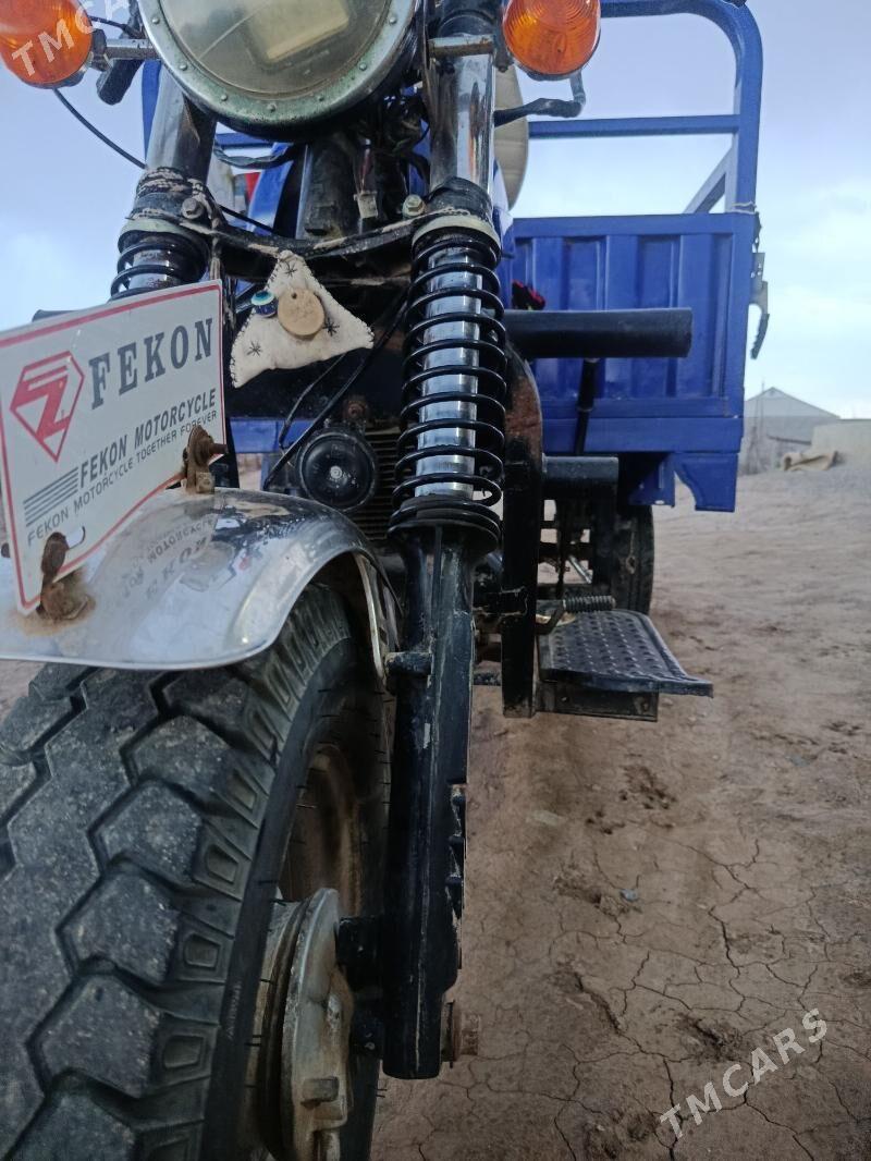 Fekon FK200-14G 2015 - 18 000 TMT - Теджен - img 1
