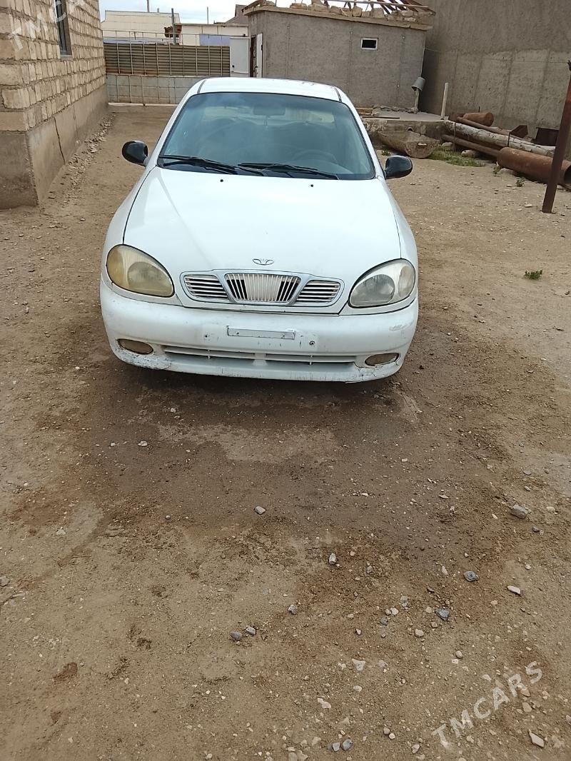 Daewoo Lanos 1999 - 18 000 TMT - Гумдаг - img 1