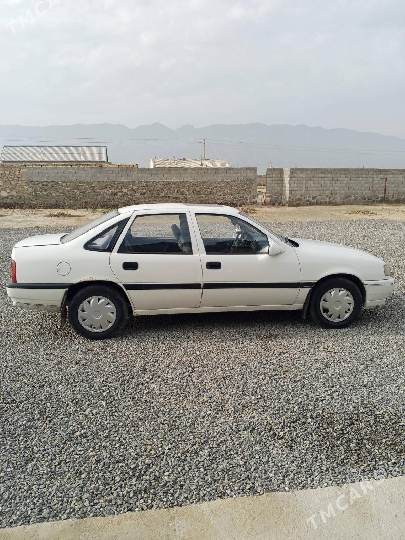 Opel Vectra 1991 - 30 000 TMT - Bereket - img 1