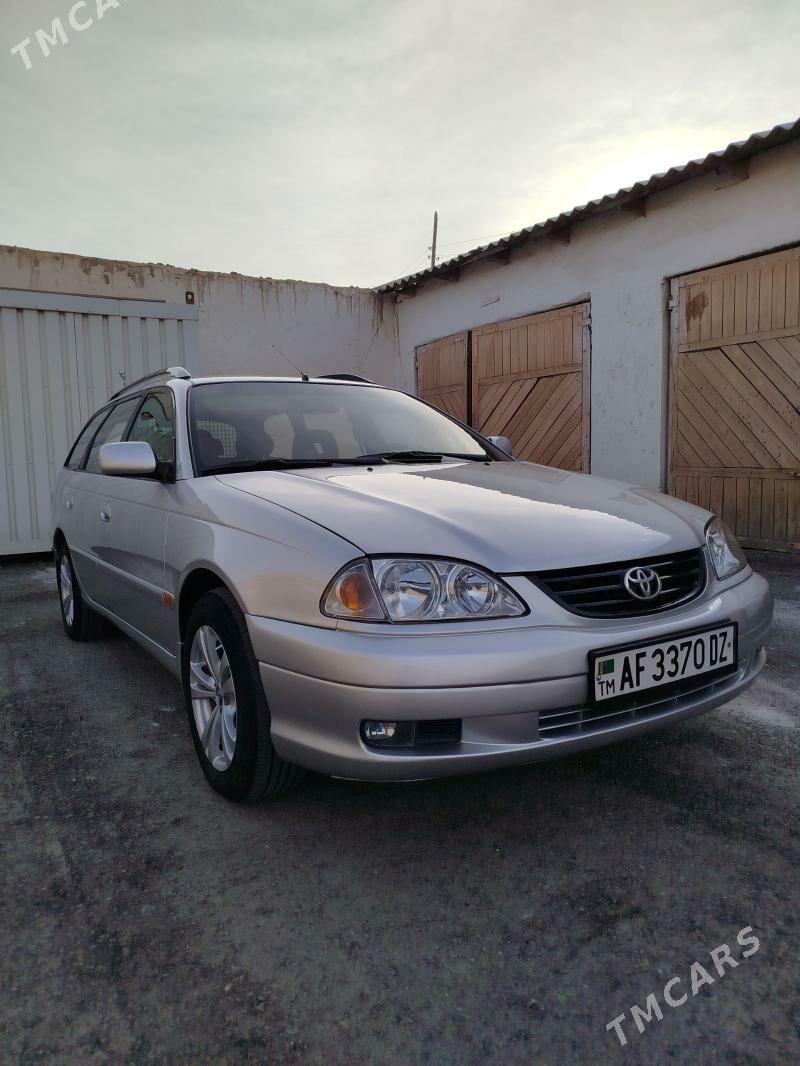 Toyota Avensis 2001 - 120 000 TMT - Дашогуз - img 1