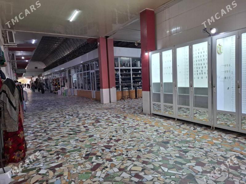 nar bazarda arenda yer - Балканабат - img 1