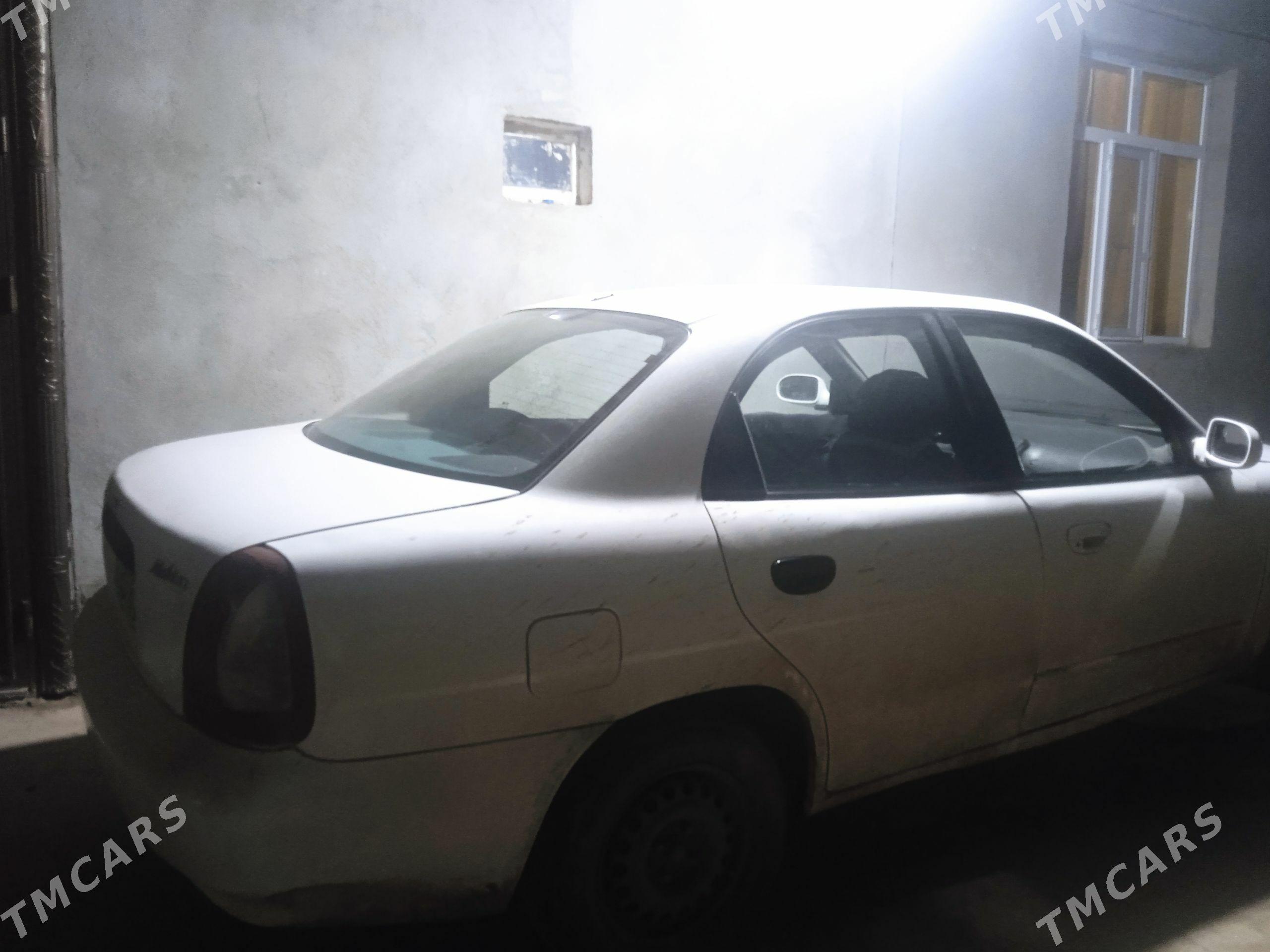 Daewoo Nubira 1999 - 28 000 TMT - Дашогуз - img 1
