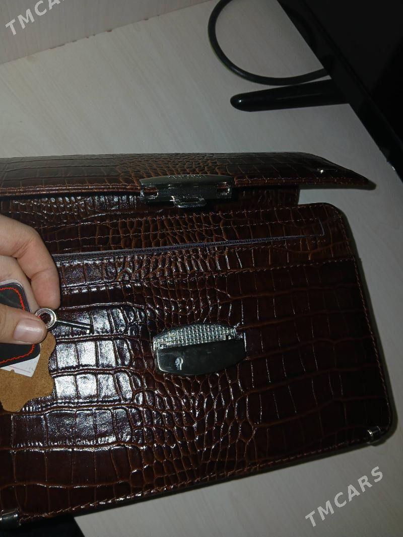 REFORM sumka - Hitrowka - img 1