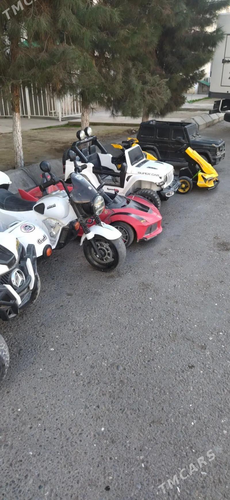 çaga maşyn ussa mator - Мир 4 - img 1