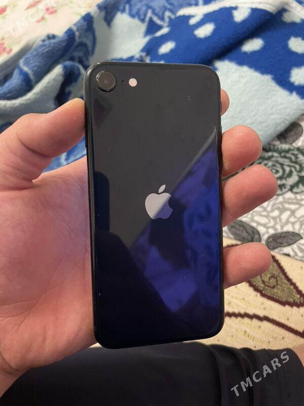 iPhone SE - Büzmeýin - img 1