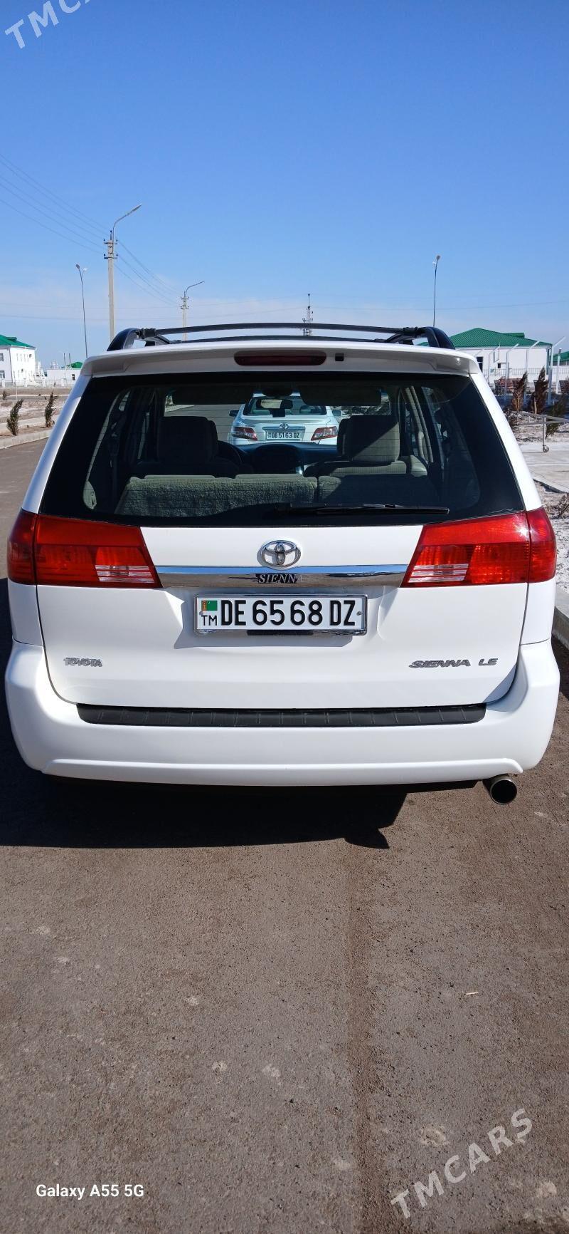 Toyota Sienna 2005 - 275 000 TMT - Köneürgenç - img 1