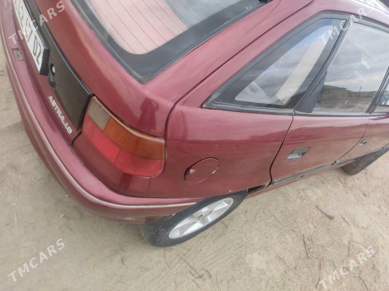 Opel Astra 1992 - 35 000 TMT - Шабатский этрап - img 1