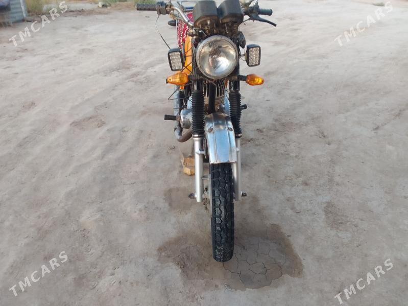 Iž Planeta 4 2000 - 11 000 TMT - Saýat - img 1