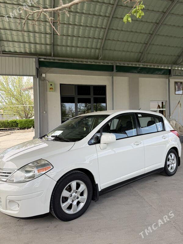 Nissan Versa 2011 - 138 000 TMT - Багир - img 1
