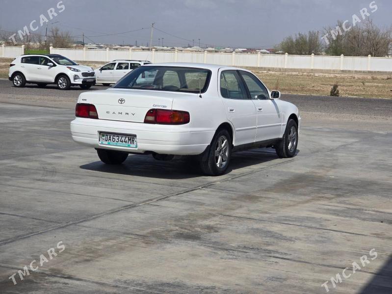 Toyota Camry 1996 - 110 000 TMT - Мары - img 1
