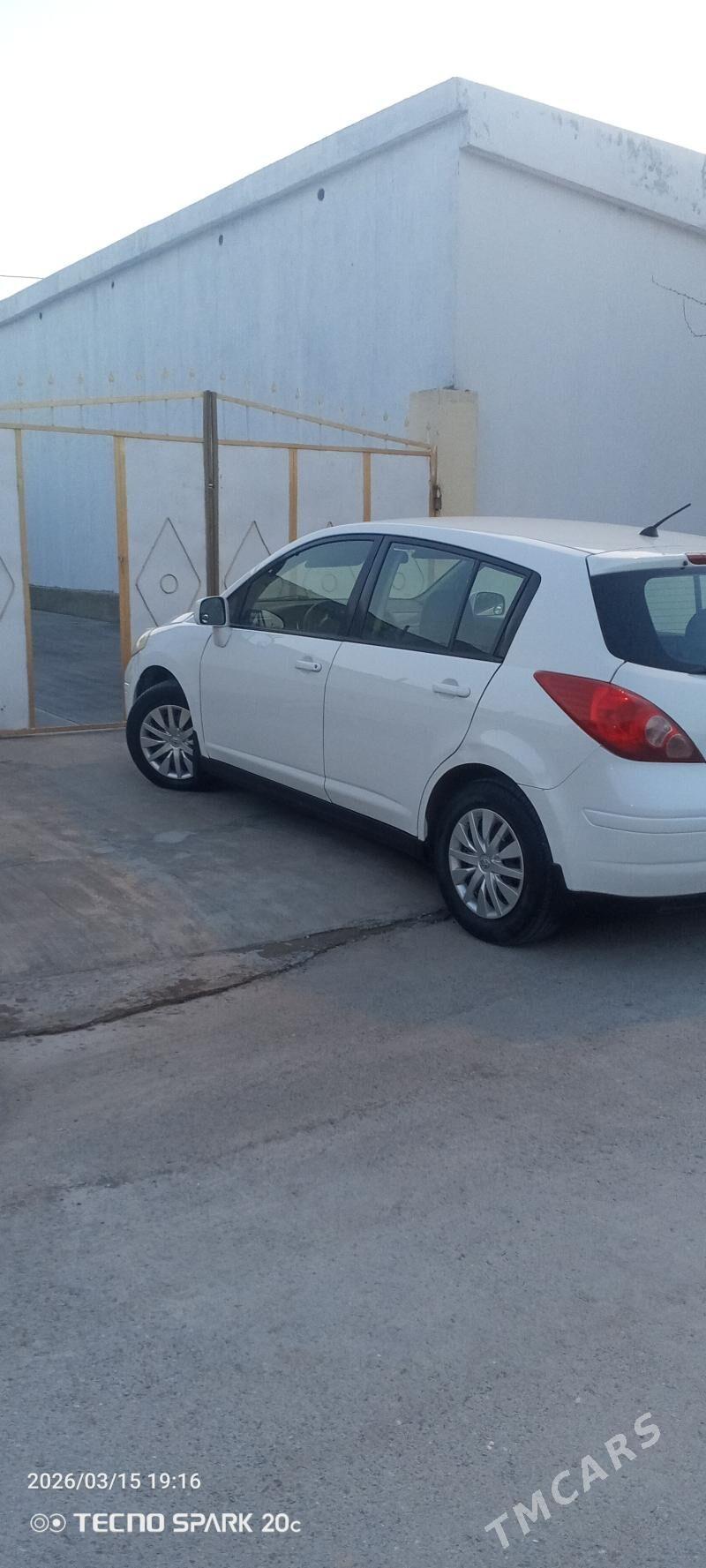 Nissan Versa 2009 - 140 000 TMT - Бузмеин - img 1