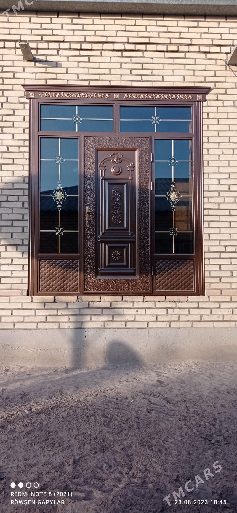 dasky gapy - Mary - img 1