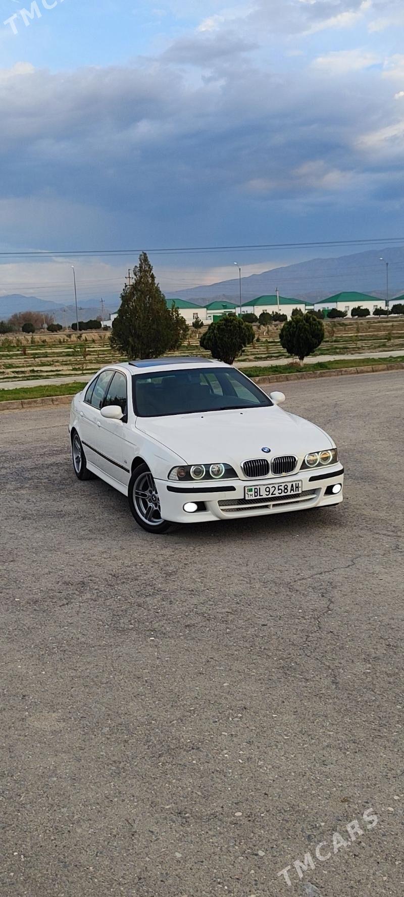 BMW E39 2001 - 135 000 TMT - Bäherden - img 1