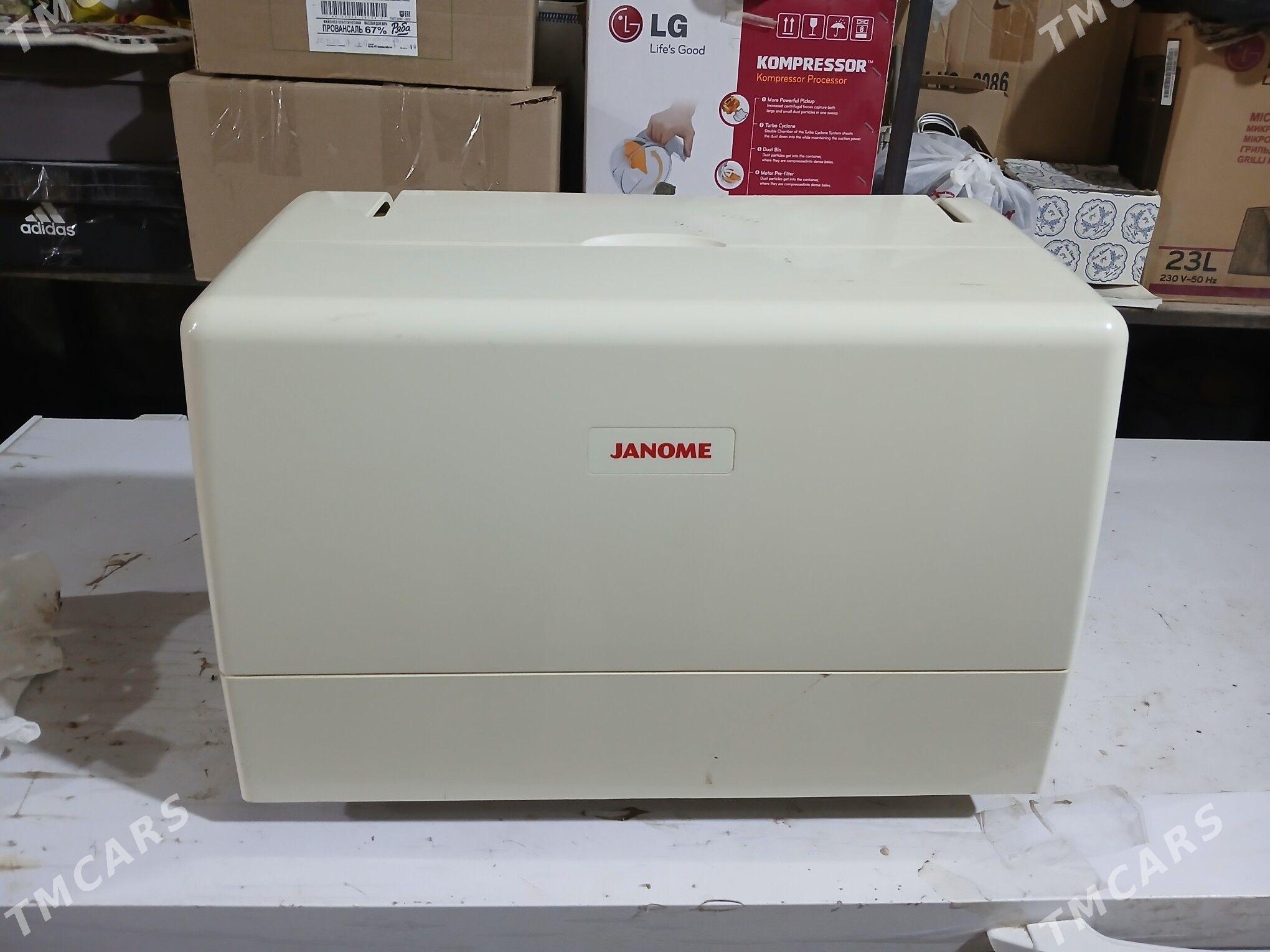 Janome yaka tikin maşyn - Туркменбаши - img 1