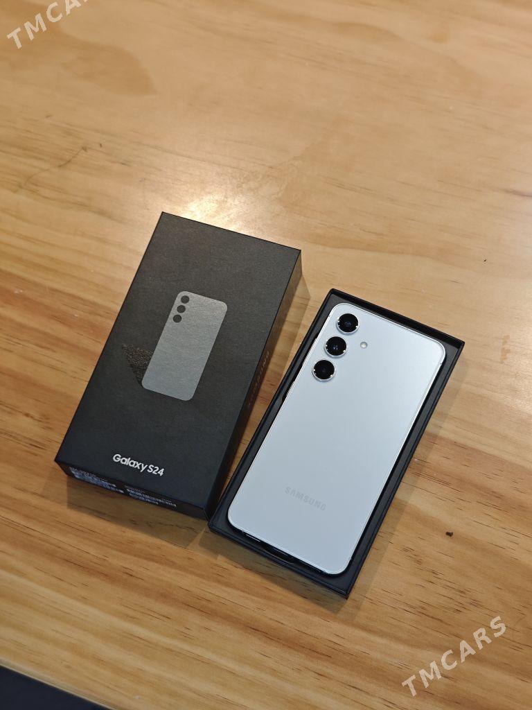 Samsung S24 - Mary - img 1