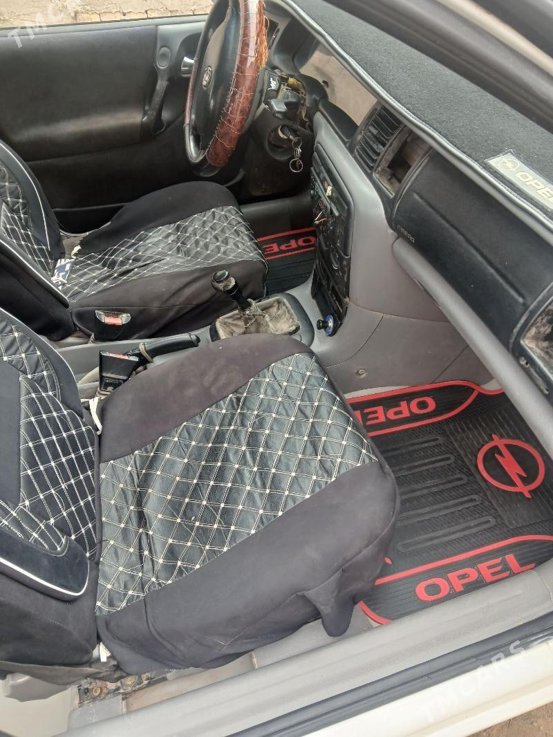 Opel Vectra 1998 - 65 000 TMT - Шабатский этрап - img 1