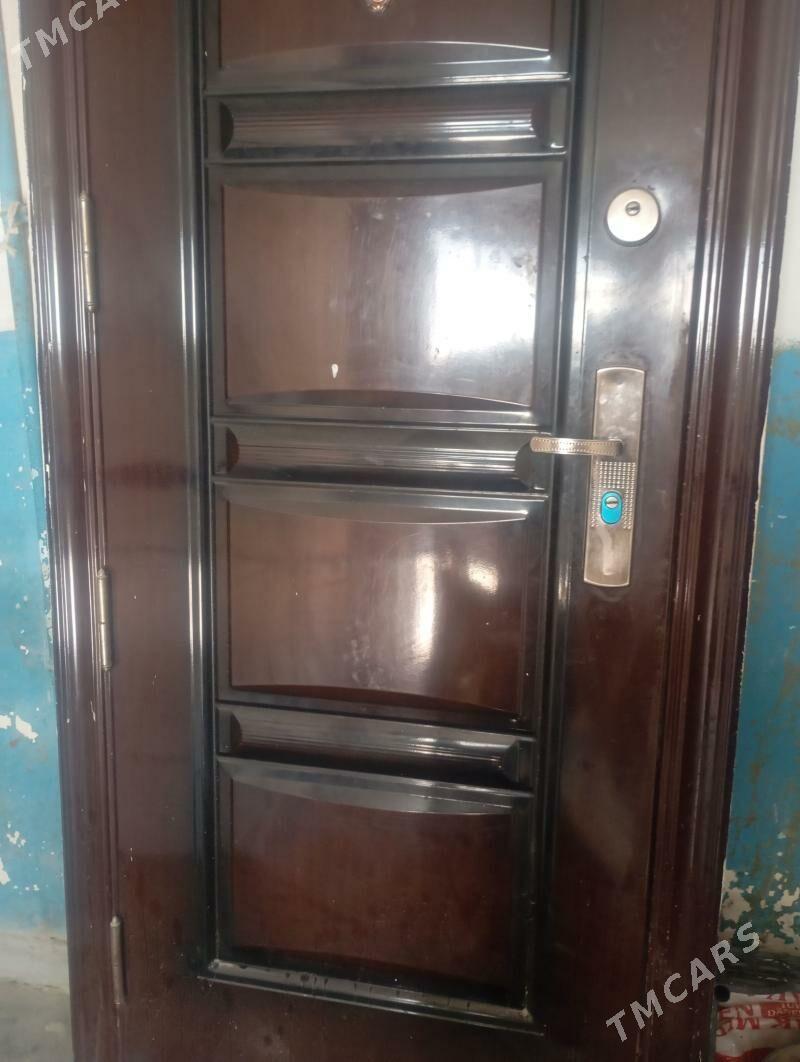 Daşky gapy - Карабогаз - img 1