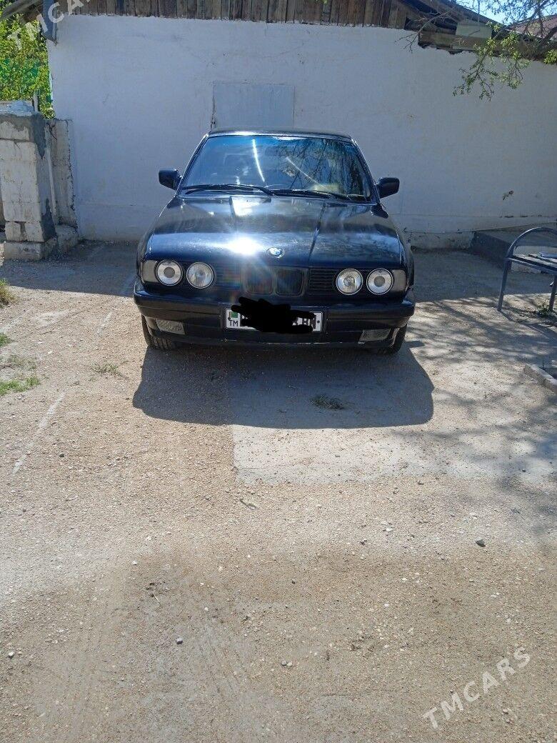 BMW 525 1990 - 34 000 TMT - Balkanabat - img 1