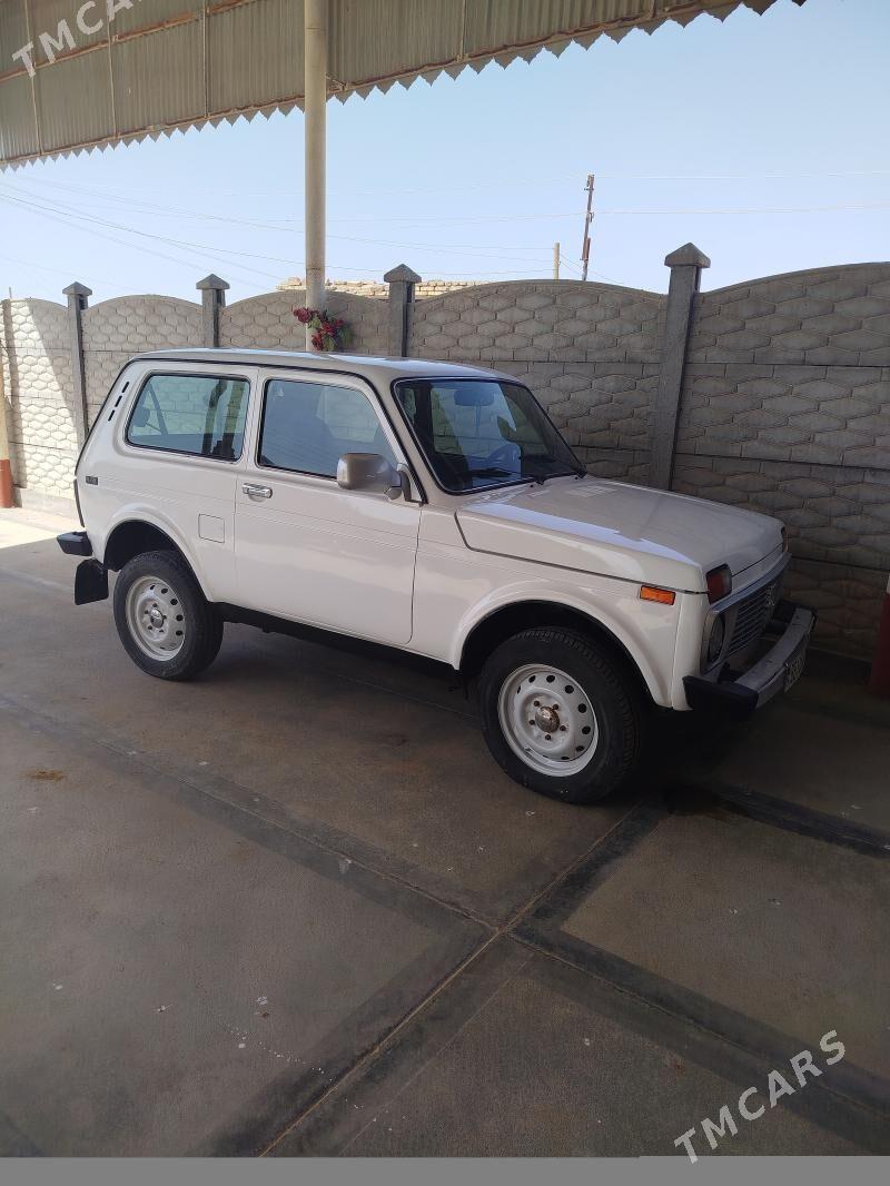 Lada Niva 2011 - 95 000 TMT - Сакарчага - img 1