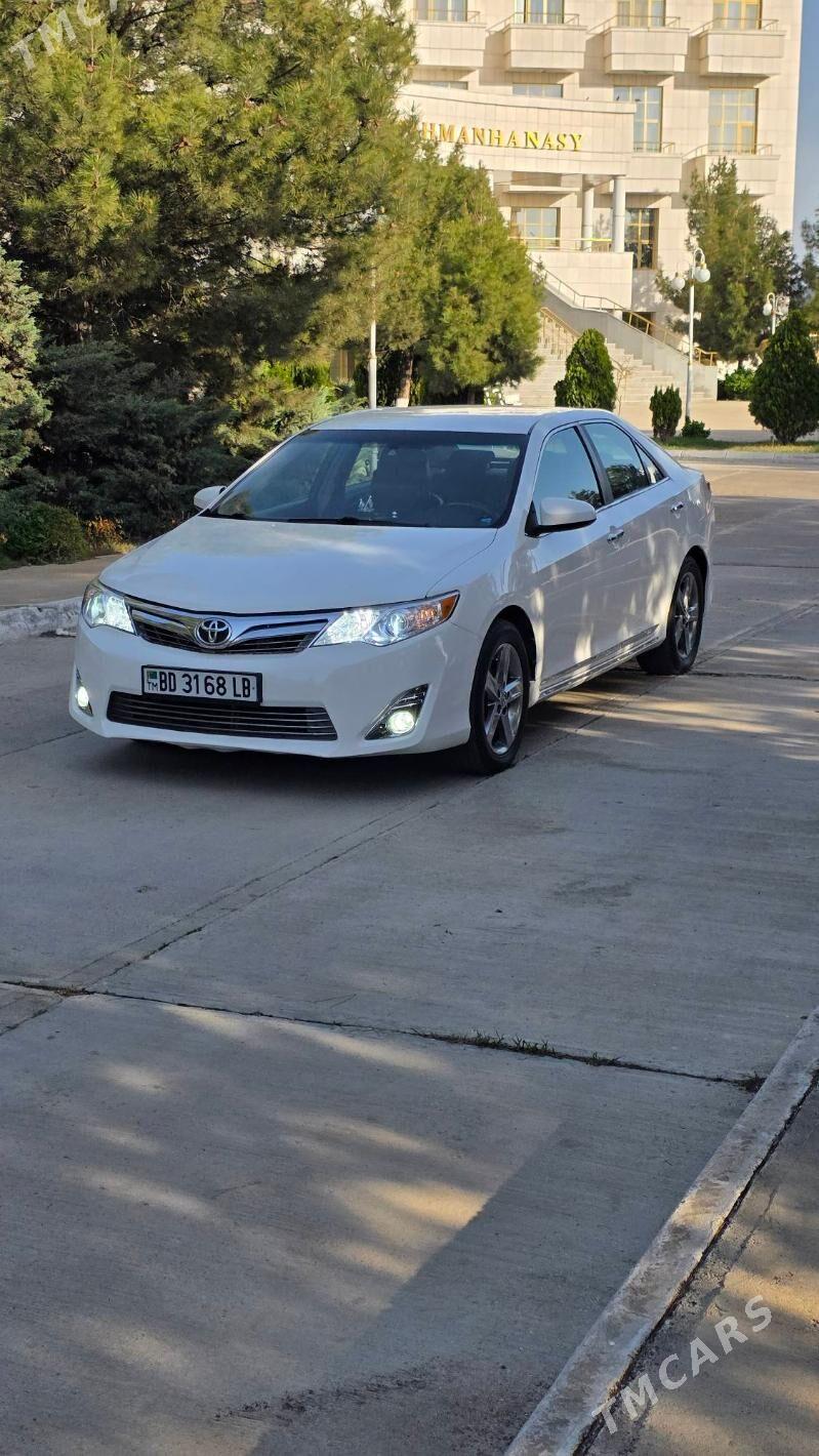 Toyota Camry 2012 - 240 000 TMT - Фарап - img 1