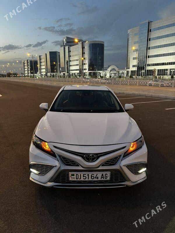 Toyota Camry 2022 - 356 000 TMT - Ашхабад - img 1