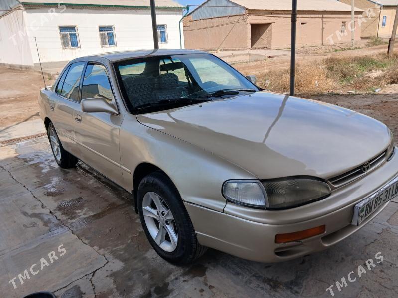 Toyota Camry 1996 - 110 000 TMT - Saýat - img 1