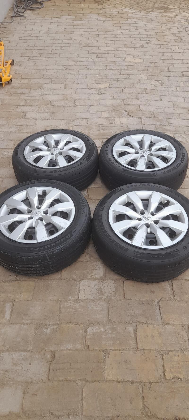 disga pakrişga 16lyk karolla 1 600 TMT - Байрамали - img 1