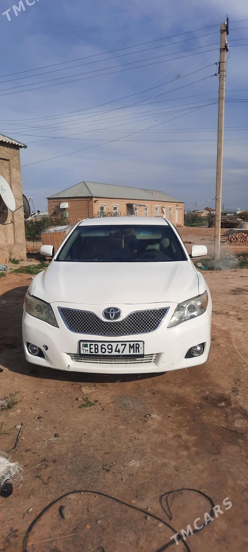 Toyota Camry 2010 - 150 000 TMT - Murgap - img 1