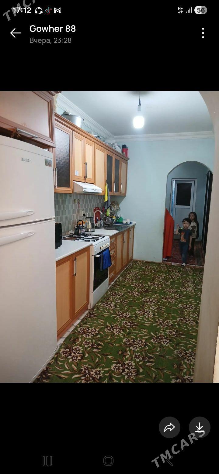 Eyesinden jay satylyar - Дашогуз - img 1