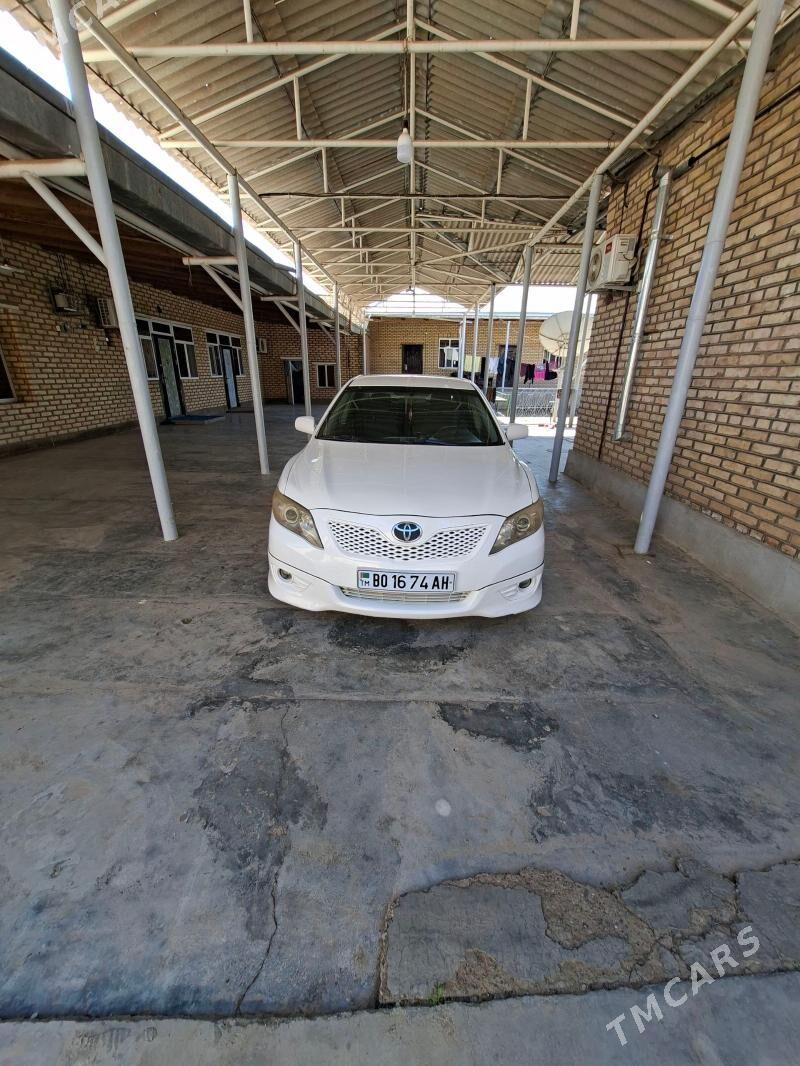 Toyota Camry 2009 - 250 000 TMT - Серахс - img 1
