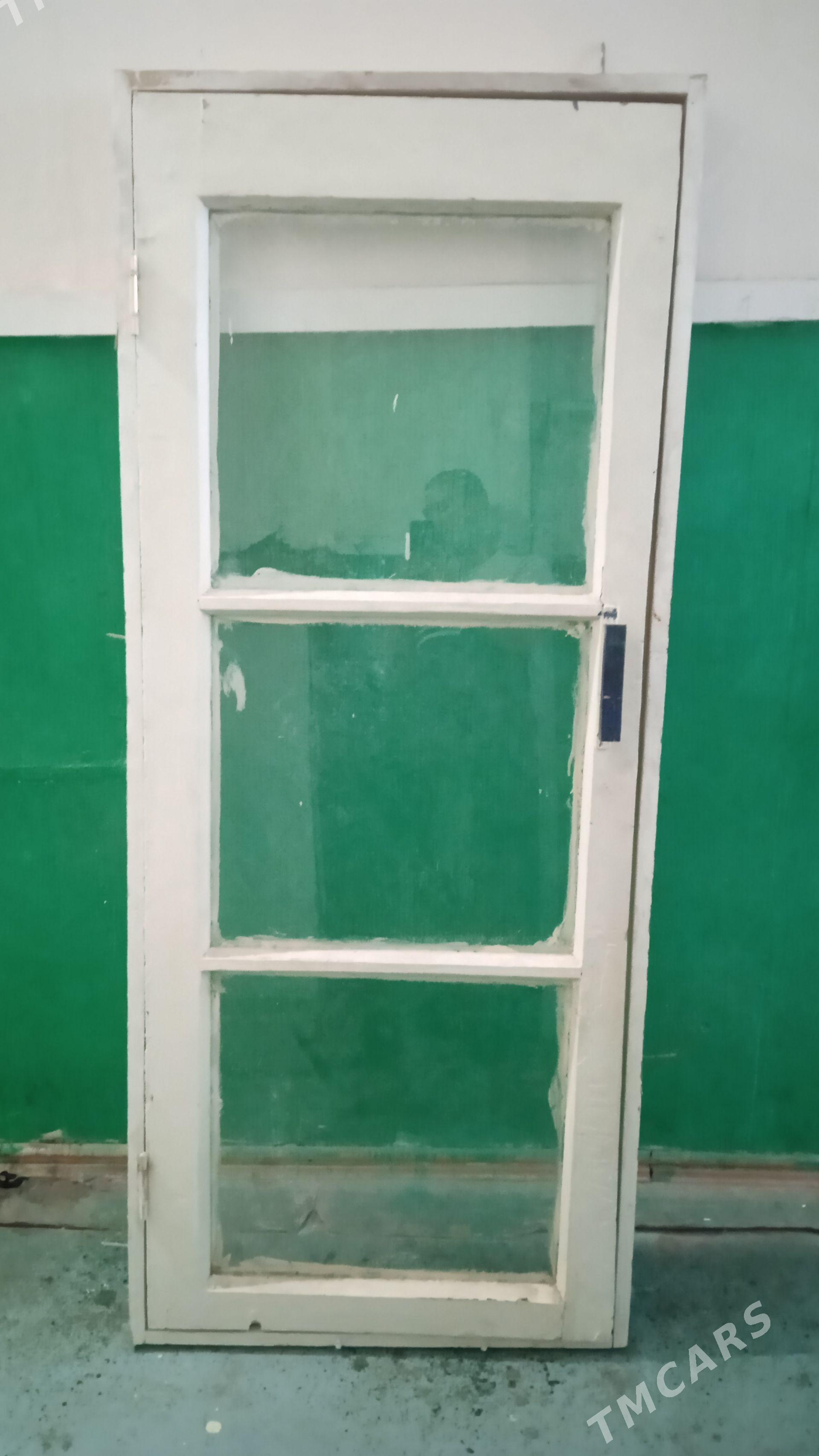 деревянная дверь - Türkmenbaşy - img 1