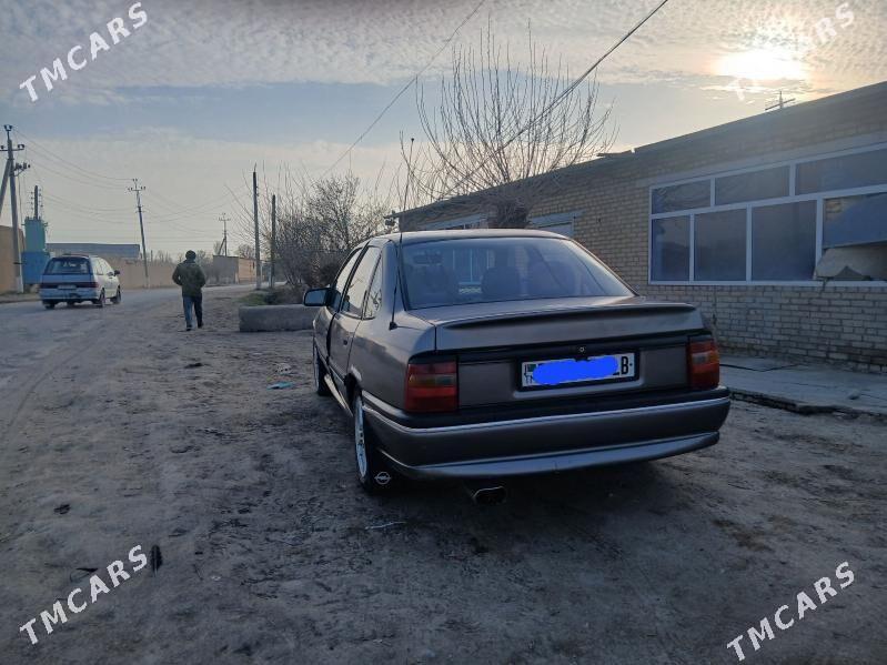 Opel Vectra 1989 - 28 000 TMT - Halaç - img 1